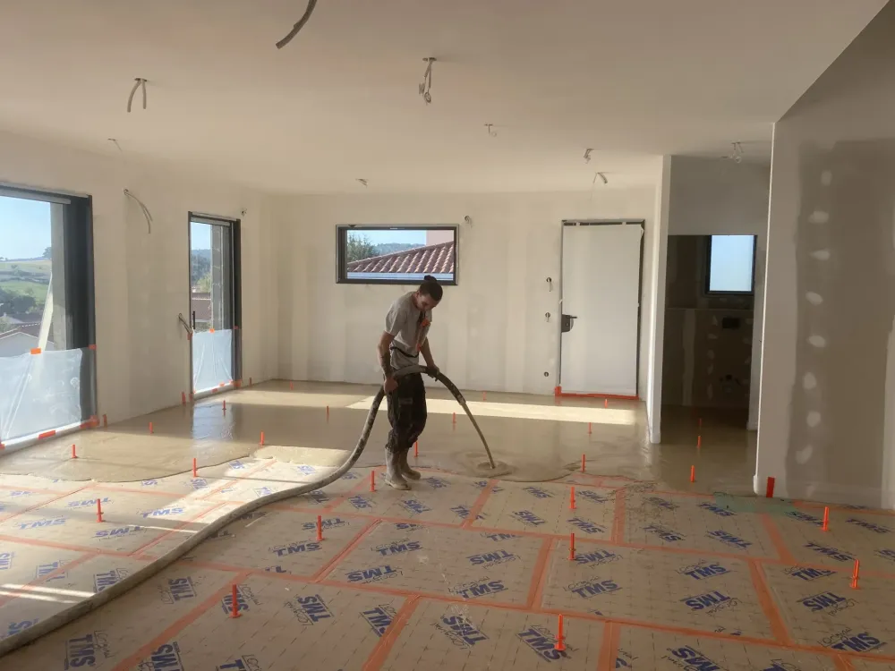 coulage sur plaque d'isolant